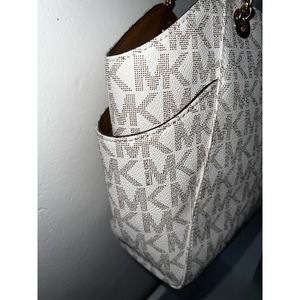 Michael Kors Chain Tote Bag
